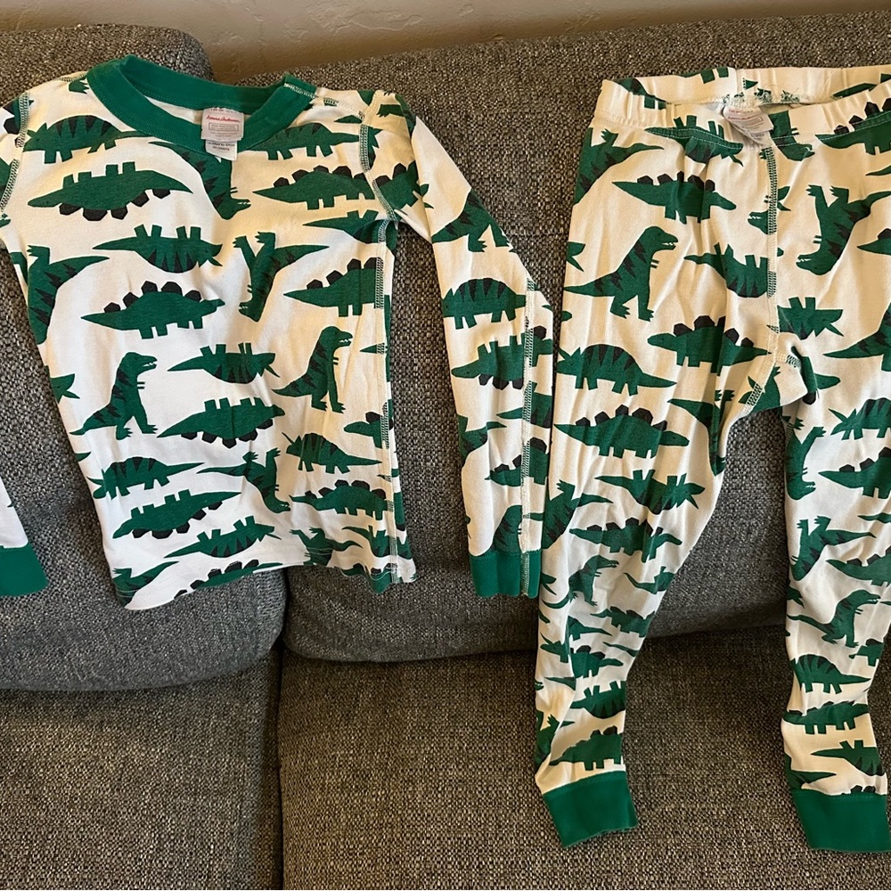 Hanna Andersson Dino long pants pajamas